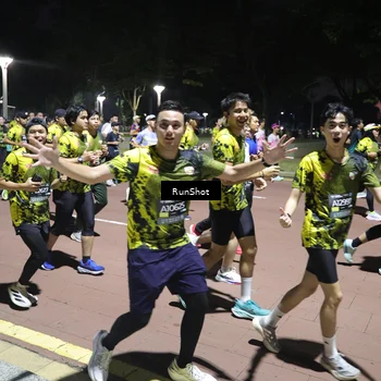 Runner Photo 6543696
