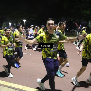 Runner Photo 6543714
