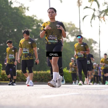 Runner Photo 6543740