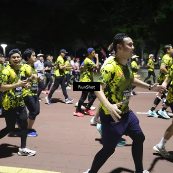 Runner Photo 6543743