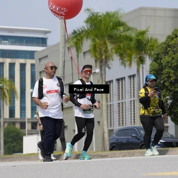 Runner Photo 6543760