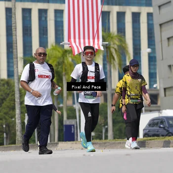 Runner Photo 6543783