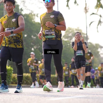 Runner Photo 6543789