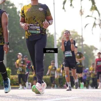 Runner Photo 6543813