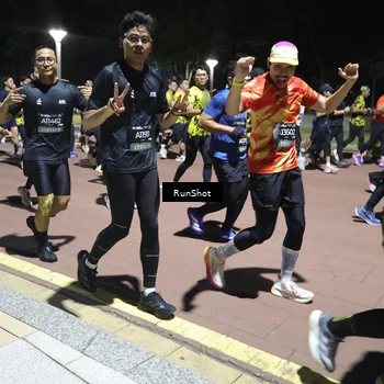Runner Photo 6543814