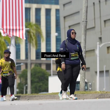 Runner Photo 6543818