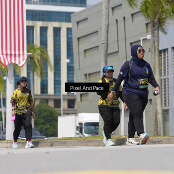 Runner Photo 6543823