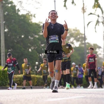 Runner Photo 6543840
