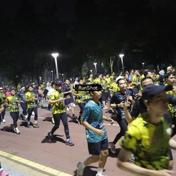 Runner Photo 6543846
