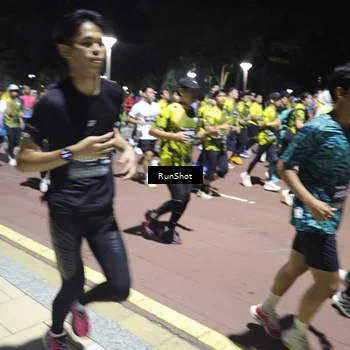Runner Photo 6543887
