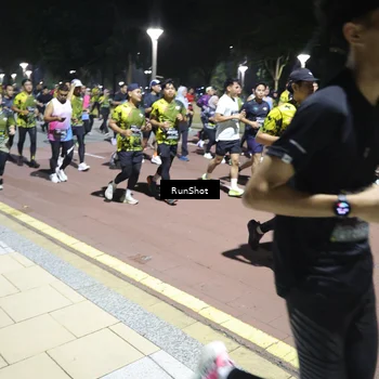 Runner Photo 6543899