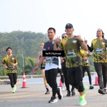 Runner Photo 6543942