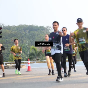 Runner Photo 6543949