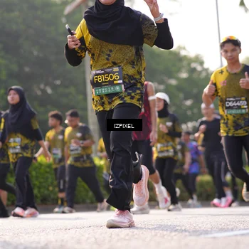 Runner Photo 6543954