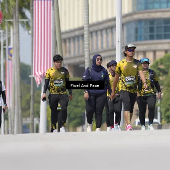 Runner Photo 6543968
