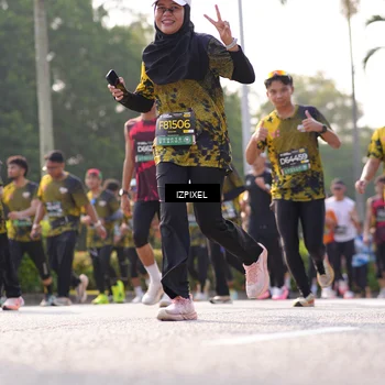 Runner Photo 6543977