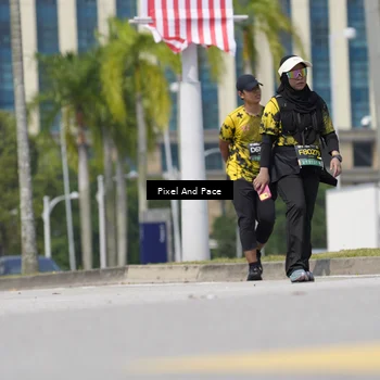Runner Photo 6543989