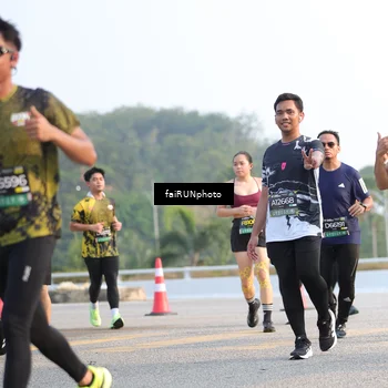 Runner Photo 6543995