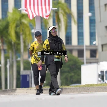 Runner Photo 6544007