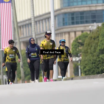 Runner Photo 6544014