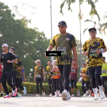 Runner Photo 6544021