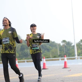 Runner Photo 6544039