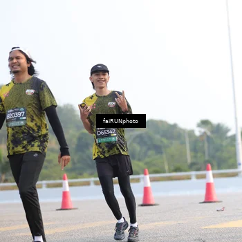 Runner Photo 6544042