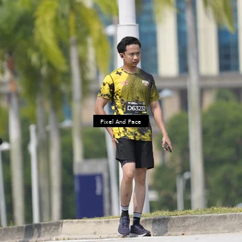 Runner Photo 6544044