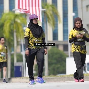 Runner Photo 6544055