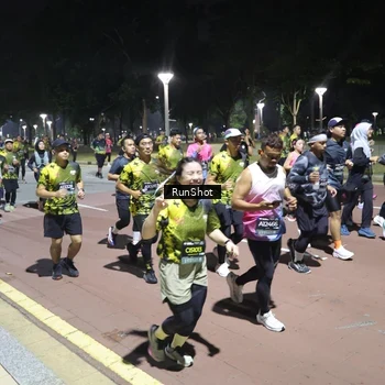 Runner Photo 6544078