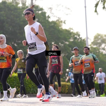 Runner Photo 6544101