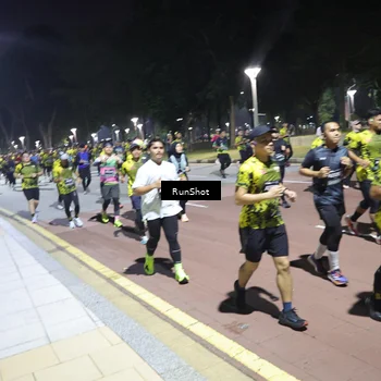 Runner Photo 6544102