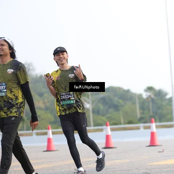 Runner Photo 6544103