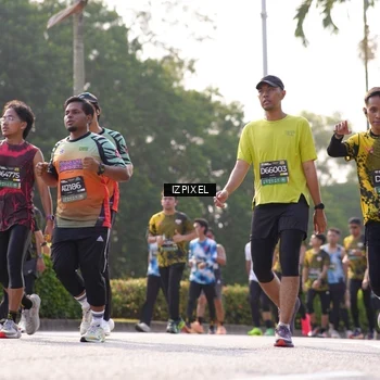 Runner Photo 6544111