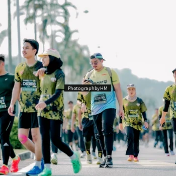 Runner Photo 6544113