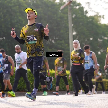 Runner Photo 6544203
