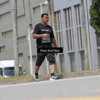 Runner Photo 6544210