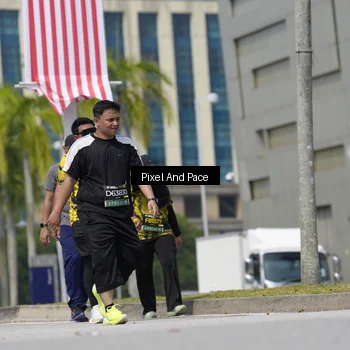 Runner Photo 6544216