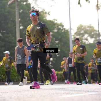 Runner Photo 6544248