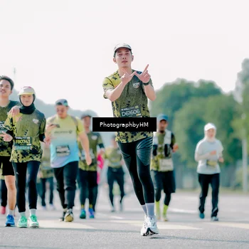 Runner Photo 6544253