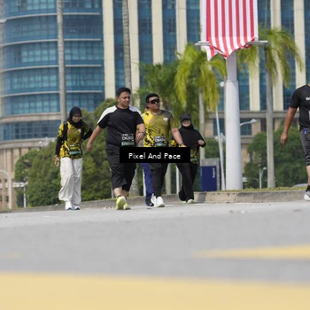 Runner Photo 6544254