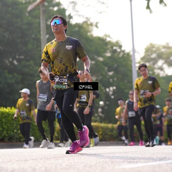 Runner Photo 6544268