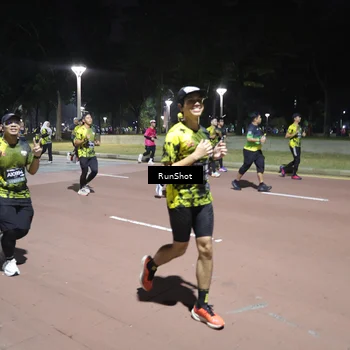 Runner Photo 6544271