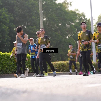 Runner Photo 6544275
