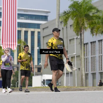 Runner Photo 6544331