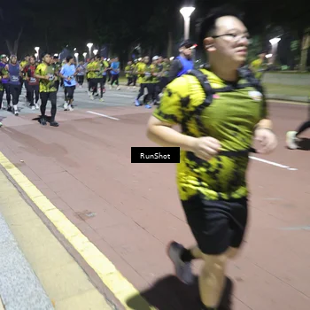 Runner Photo 6544381