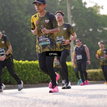 Runner Photo 6544388