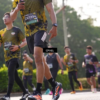 Runner Photo 6544389