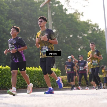 Runner Photo 6544412