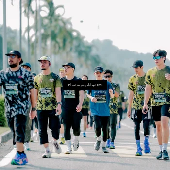 Runner Photo 6544414